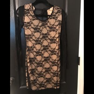 Black lace dress with lining